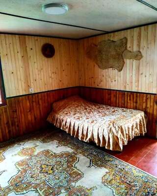 Отели типа «постель и завтрак» Садиба у пані Марії Ворохта Дом с 2 спальнями-2